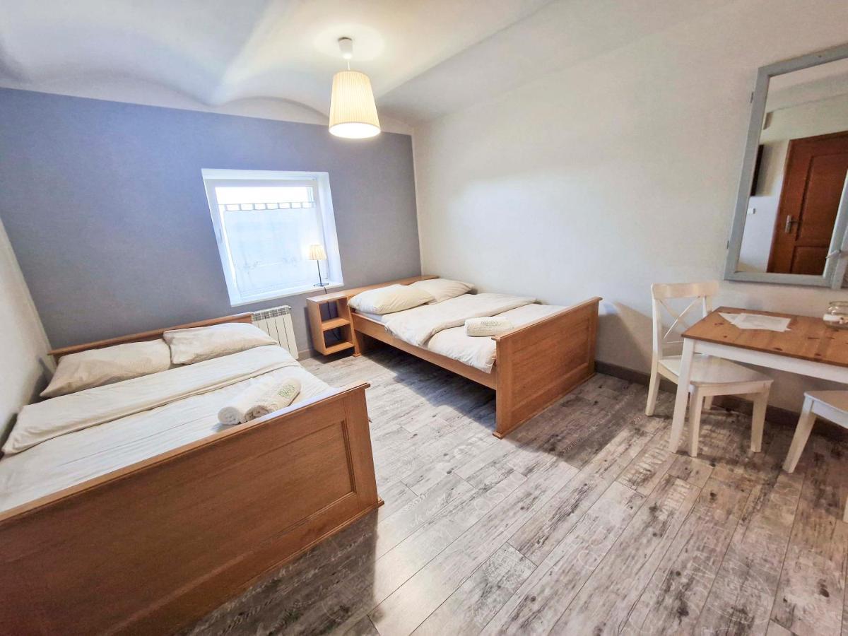 Zielona Przystan Hotel Manasterz Kültér fotó