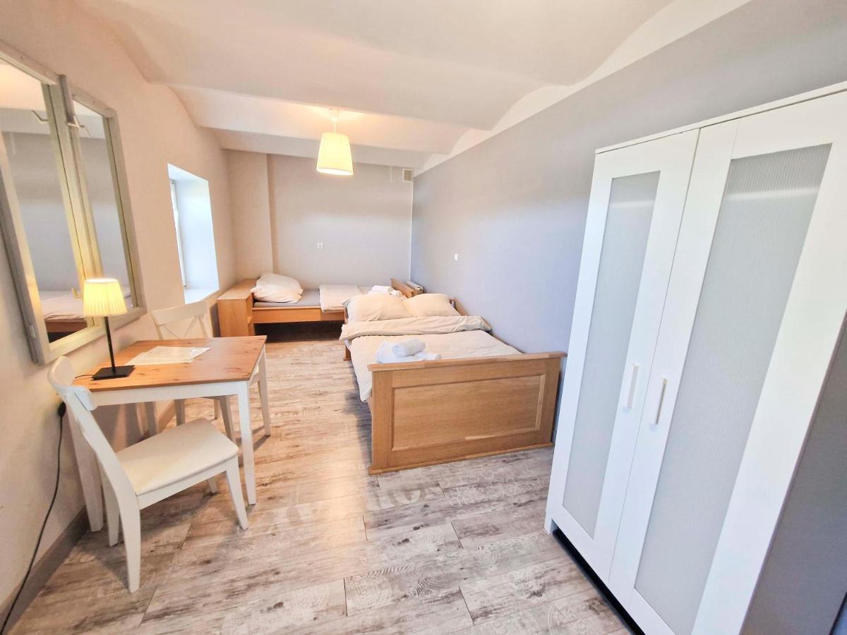 Zielona Przystan Hotel Manasterz Kültér fotó