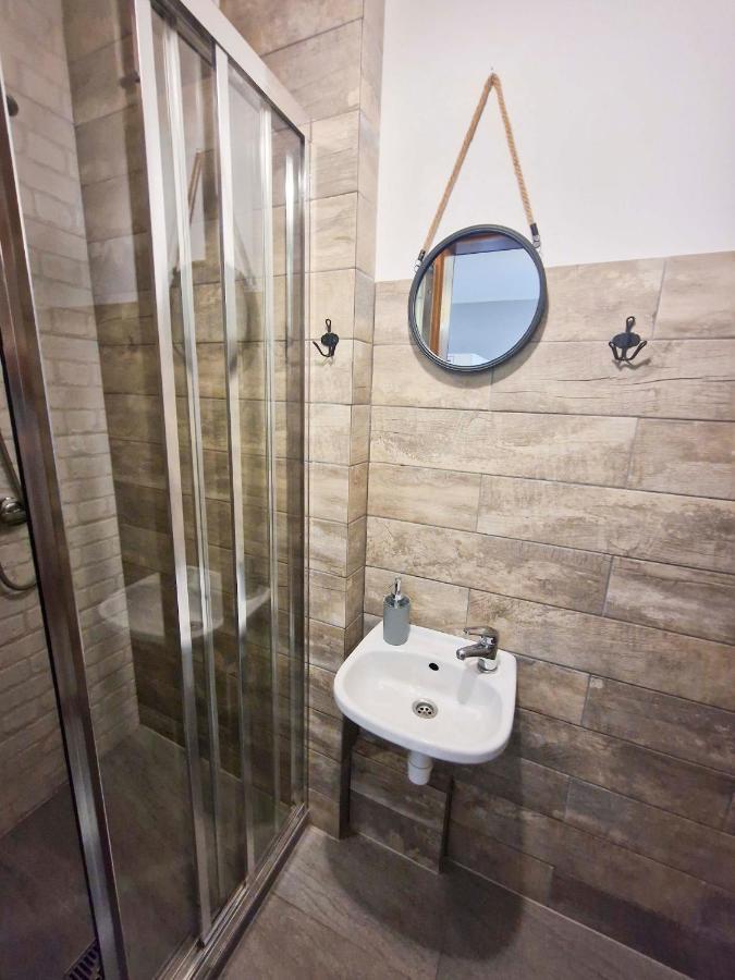 Zielona Przystan Hotel Manasterz Kültér fotó