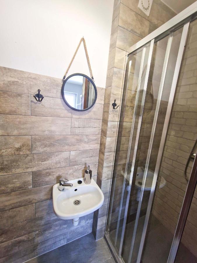 Zielona Przystan Hotel Manasterz Kültér fotó